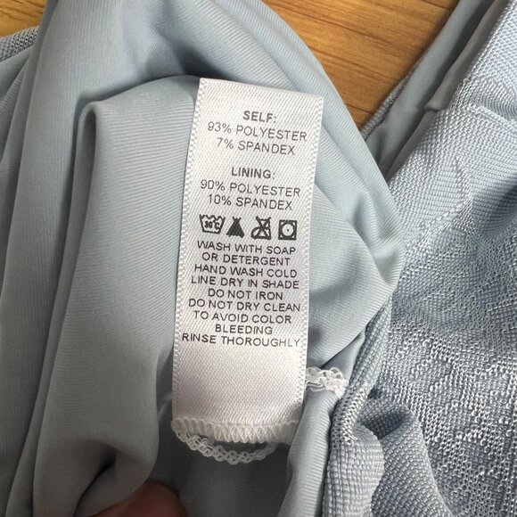 WET Swimwear One Piece Swimsuit Size XS Plunging Neckline Halter K4317 NWT - Picture 10 of 10